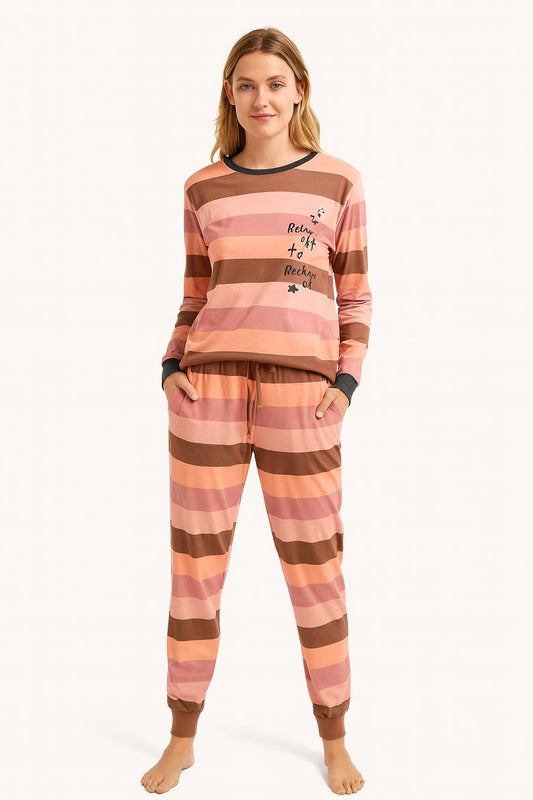 Pijama LUA LUÁ Jogger Fox Off Listrado com Frase Lateral